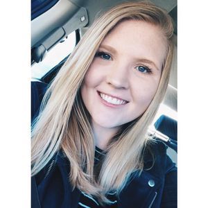 Meet your Posher, Caroline